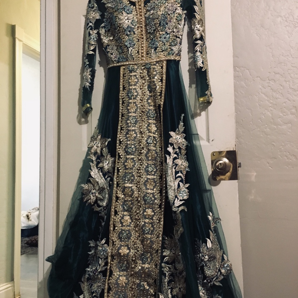 Dress wedding - Picture 2 of 3